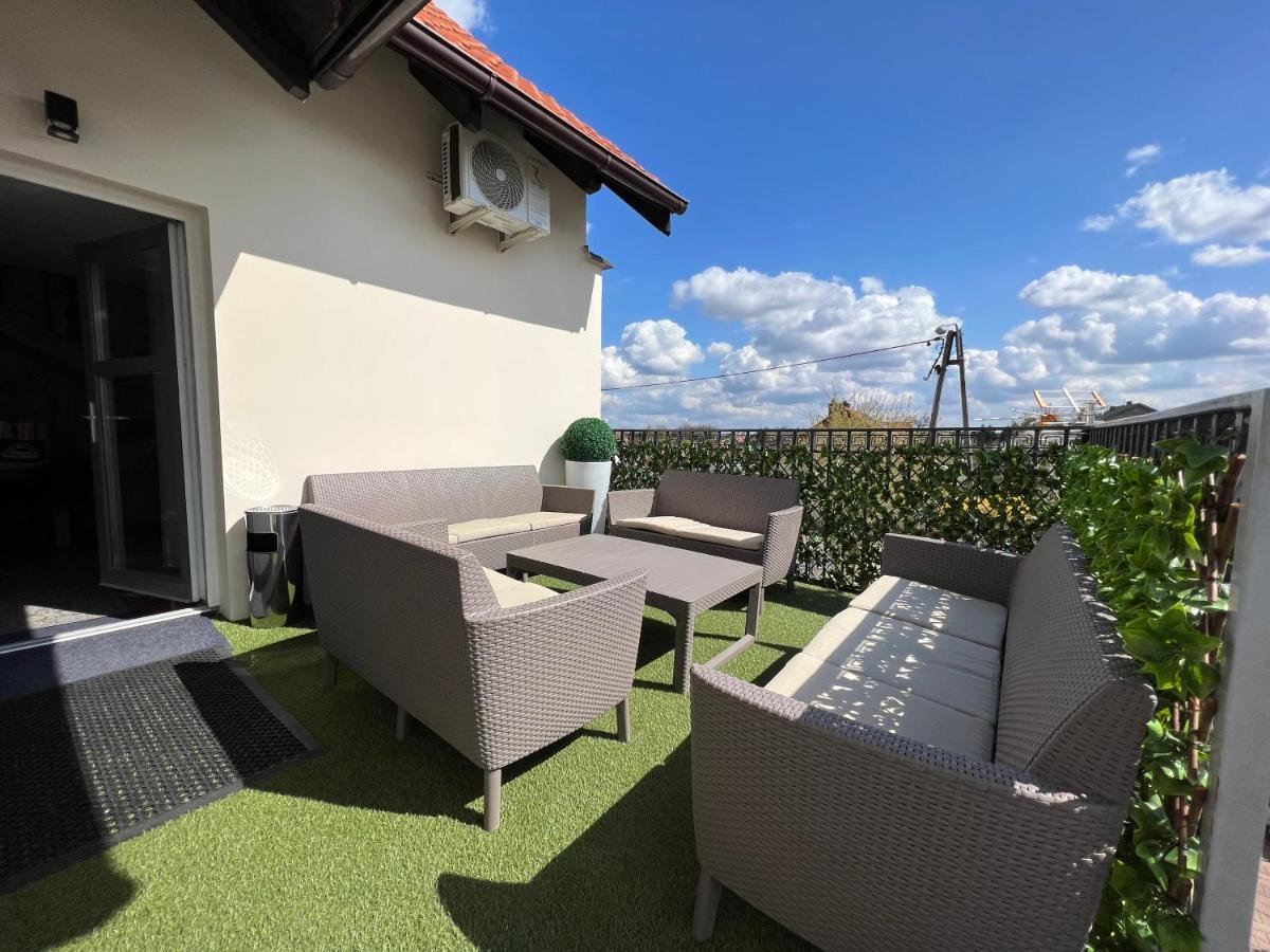 Comfort Zone Ostroda Villa Apartment Duplex Bagian luar foto